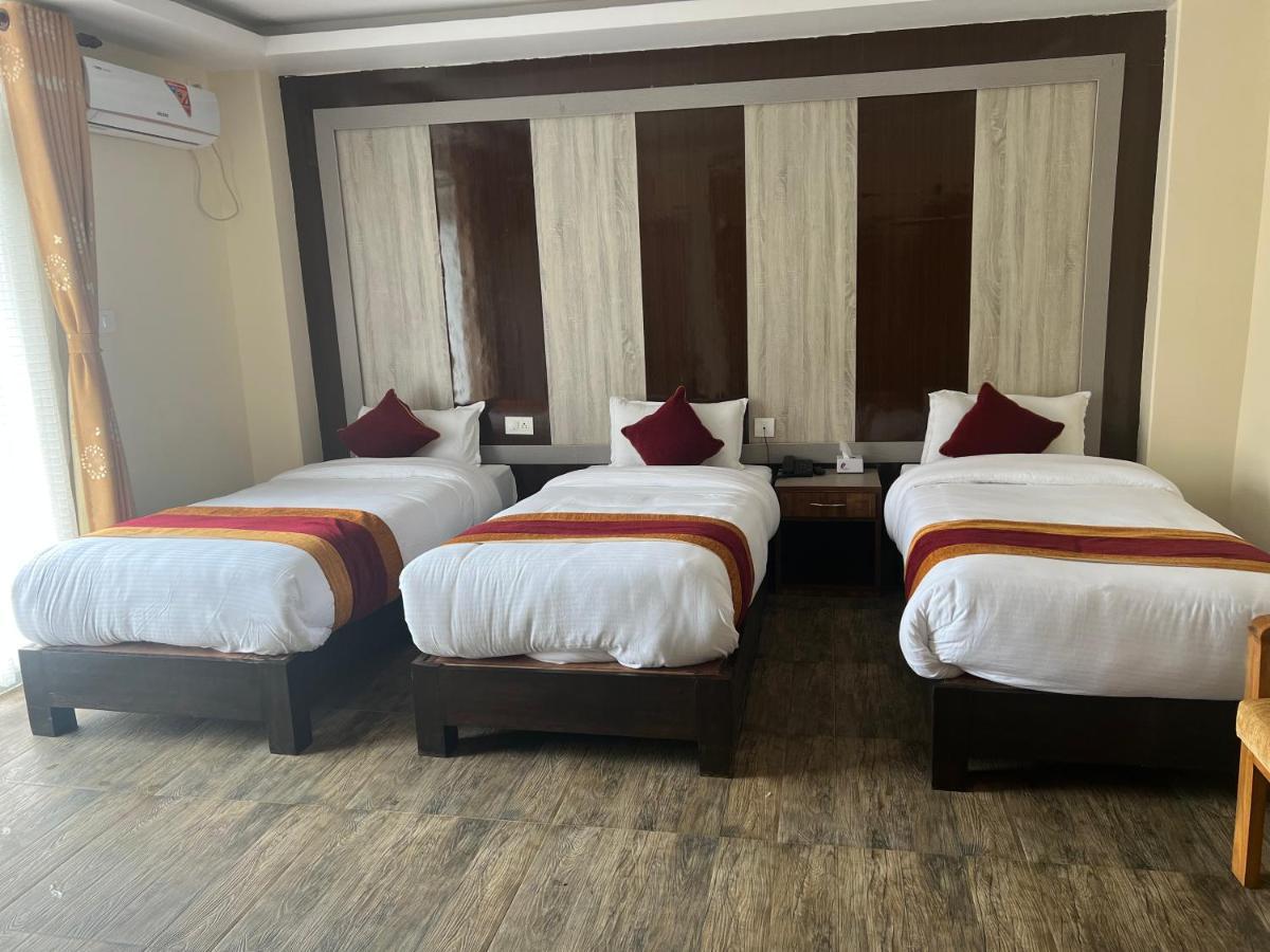 Hotel Murano Pokhara Zewnętrze zdjęcie