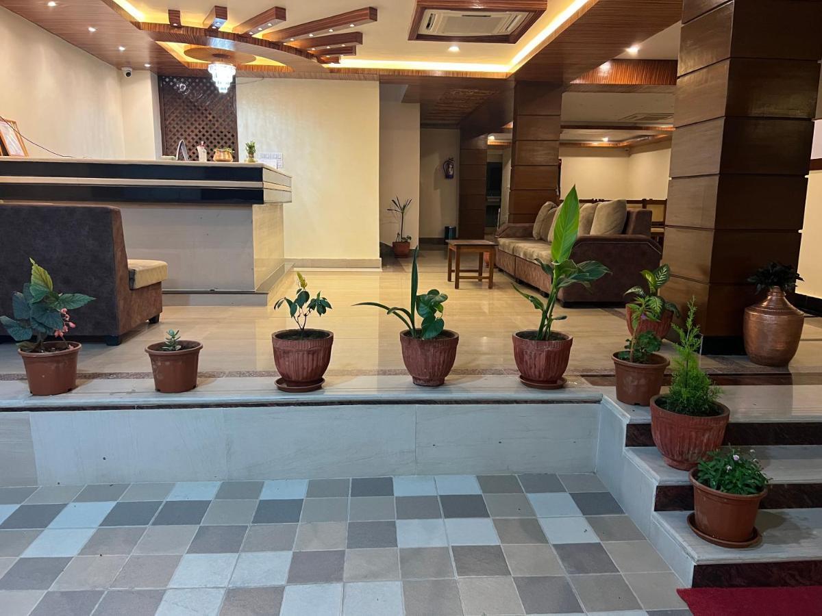 Hotel Murano Pokhara Zewnętrze zdjęcie