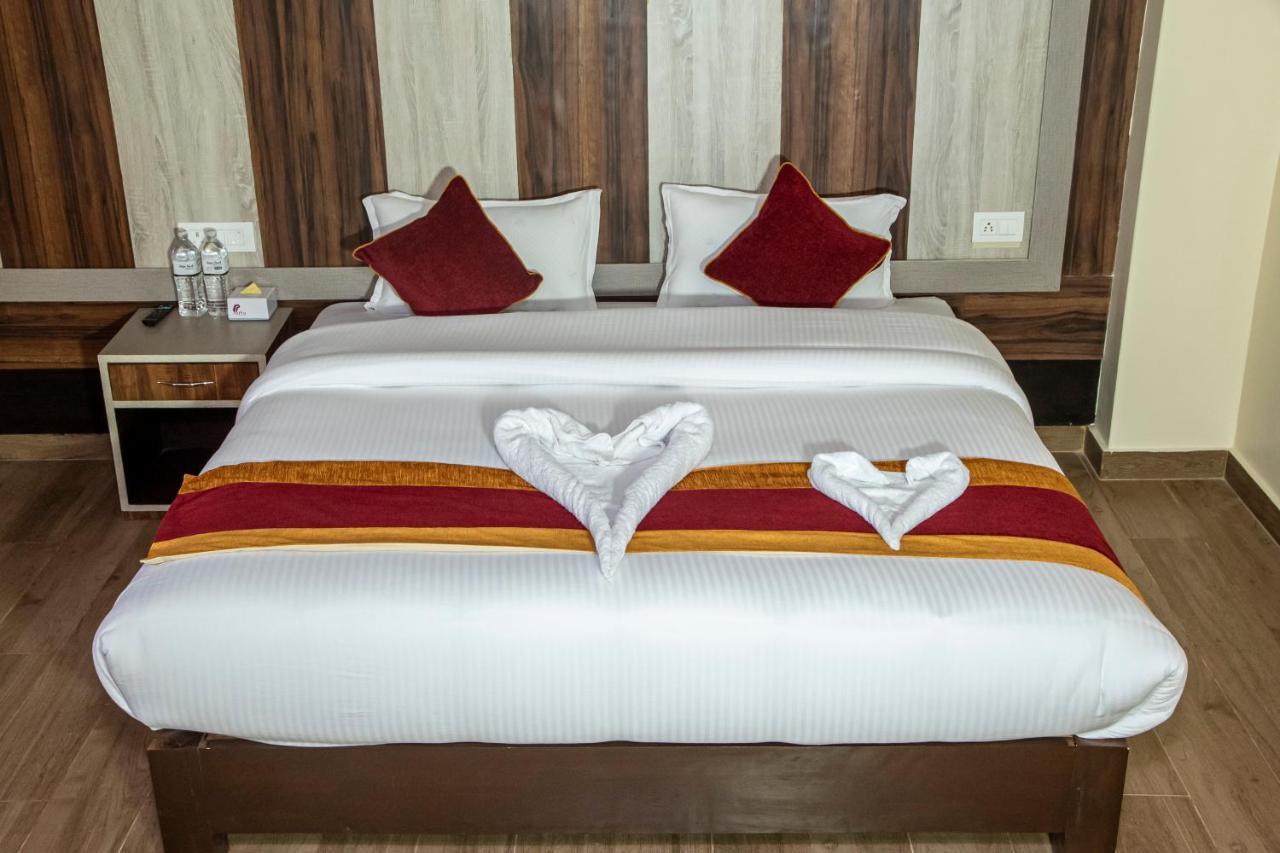 Hotel Murano Pokhara Zewnętrze zdjęcie