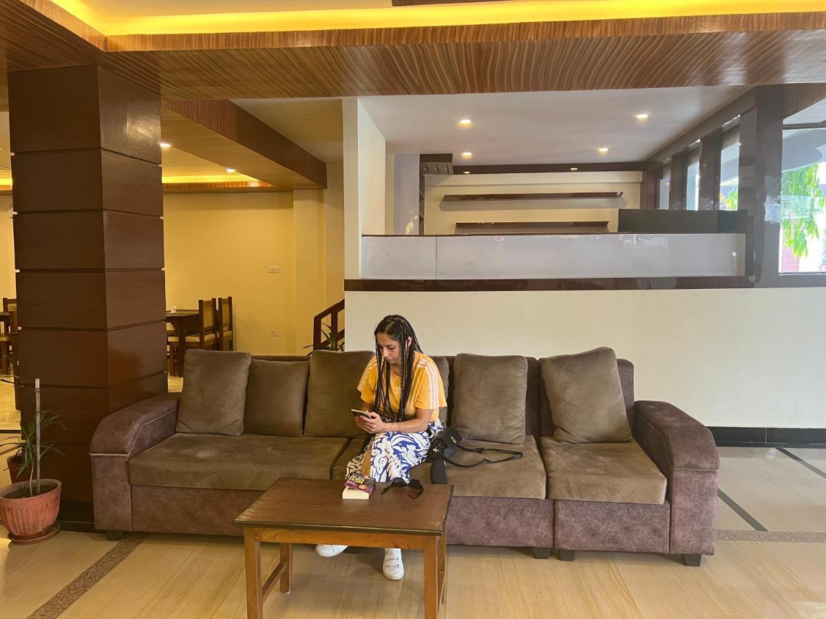 Hotel Murano Pokhara Zewnętrze zdjęcie