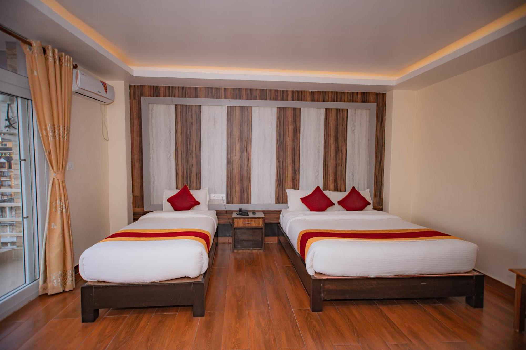 Hotel Murano Pokhara Zewnętrze zdjęcie