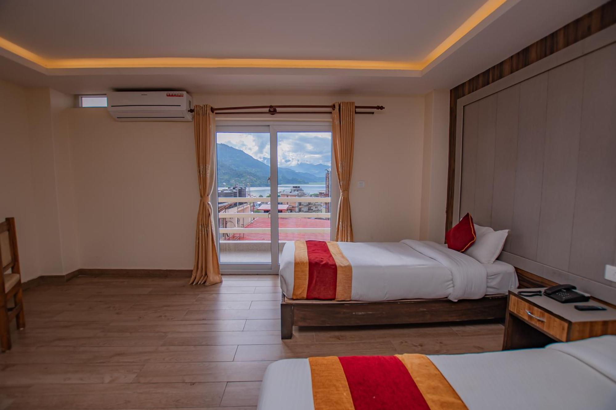 Hotel Murano Pokhara Zewnętrze zdjęcie