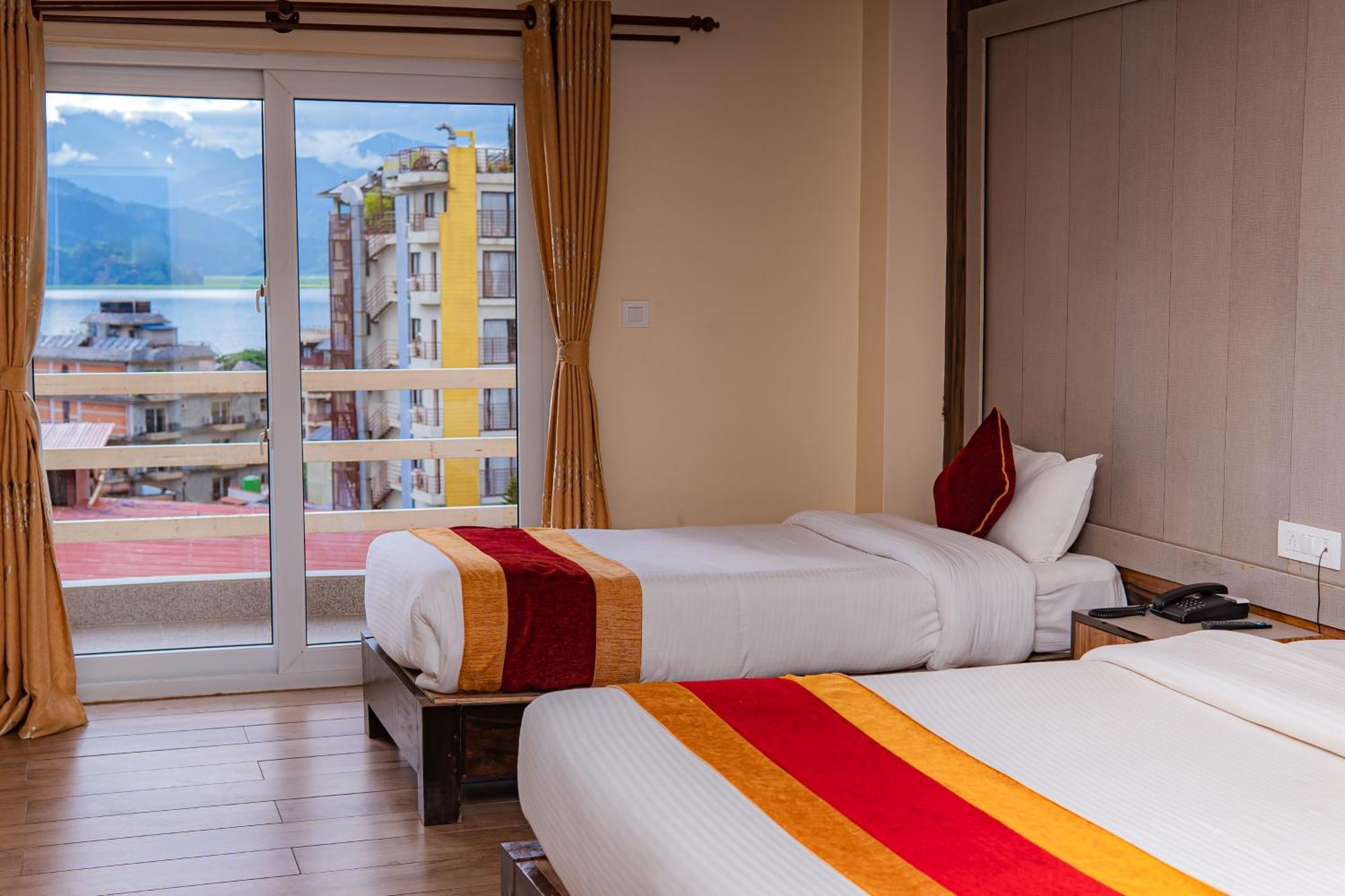 Hotel Murano Pokhara Zewnętrze zdjęcie