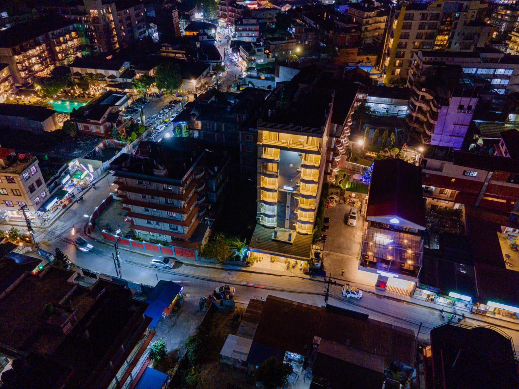 Hotel Murano Pokhara Zewnętrze zdjęcie